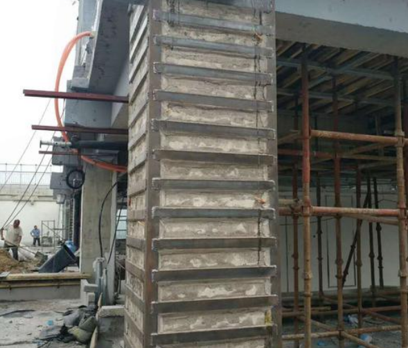 混凝土柱包钢加固法