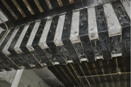 粘钢胶在使用上有哪些细节要求？这4点很重要！